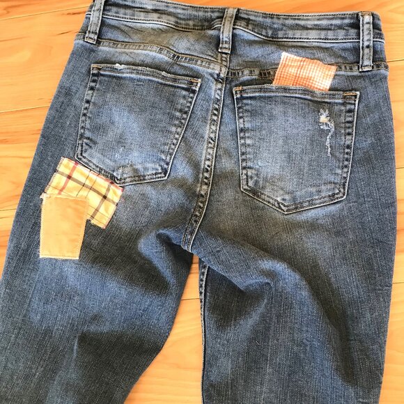 Upcycled Patchwork Jeans, W24 L28.5: Boho Hippie Pants, Spring Pastel Lace - Picture 9 of 13